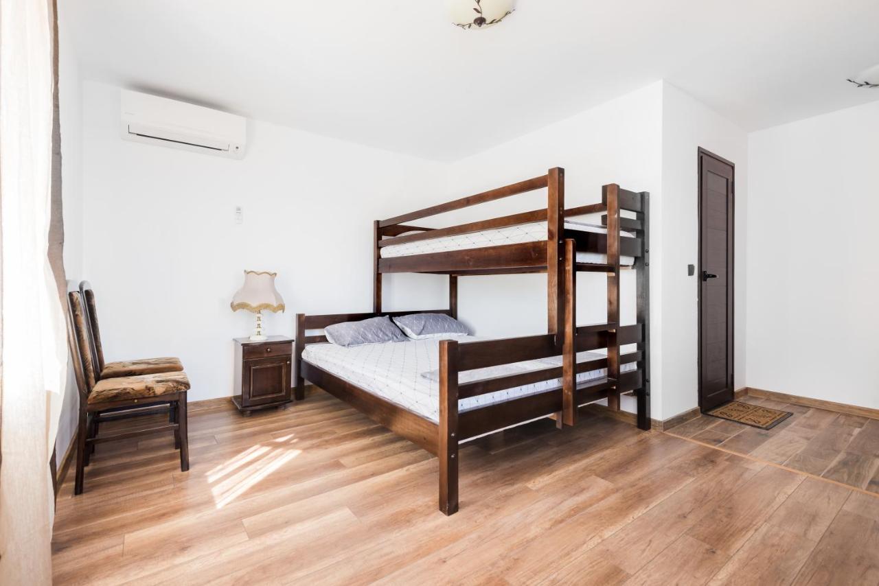 Guest House Hristova Kashta - Христова Къща Cherni Vrŭkh Esterno foto